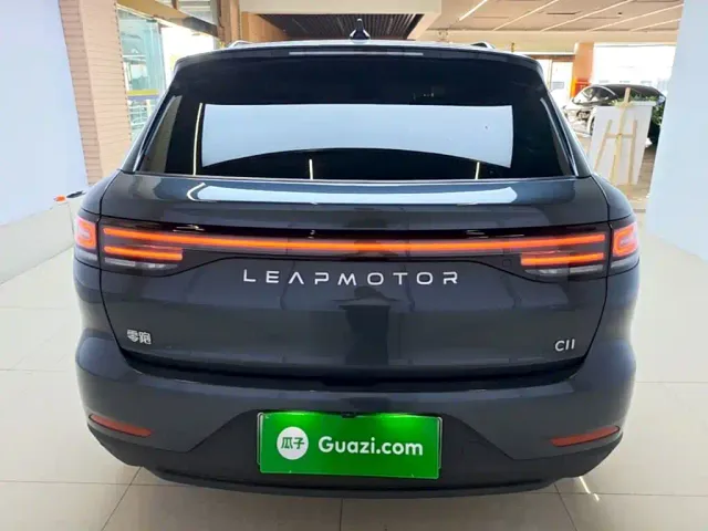 Leapmotor C11 — Фото автомобиля 5