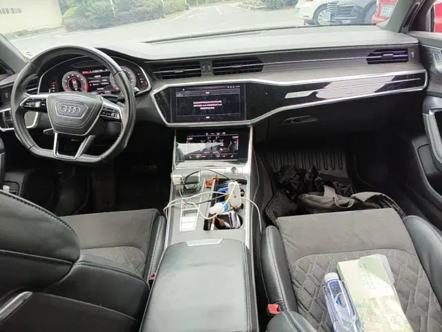 Audi A6L — Фото автомобиля 11
