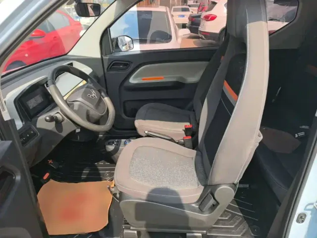 Wuling Hongguang Mini EV — Фото автомобиля 14