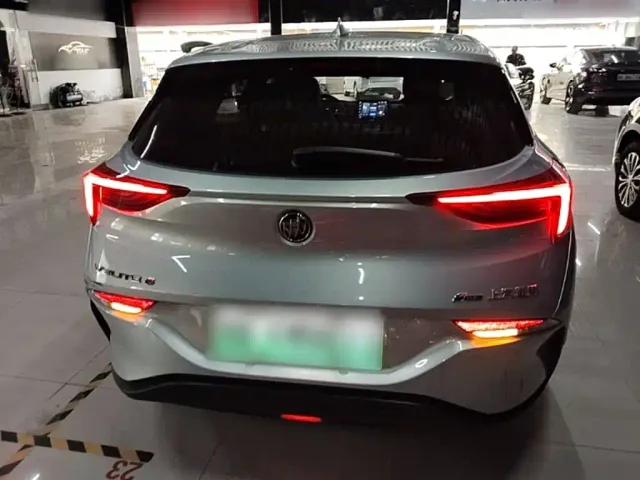 Buick Velite 6 — Фото автомобиля 5
