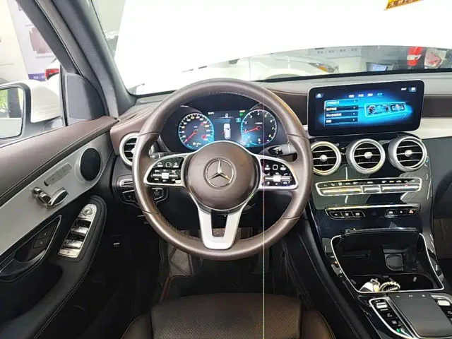 Mercedes-Benz GLC-Class — Фото автомобиля 10