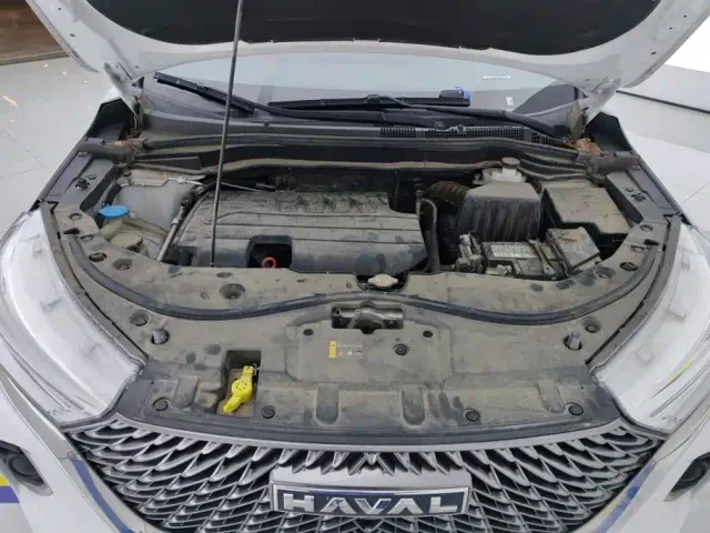 Haval M6 — Фото автомобиля 10