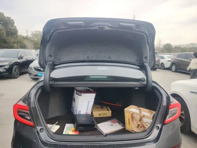Honda Accord — Фото автомобиля 15