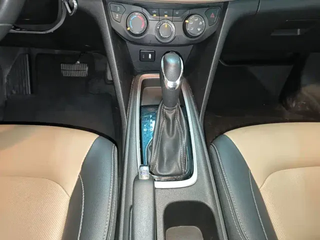 Chevrolet Monza — Фото автомобиля 13