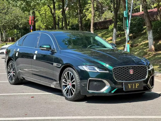 Jaguar XFL — Фото автомобиля 3