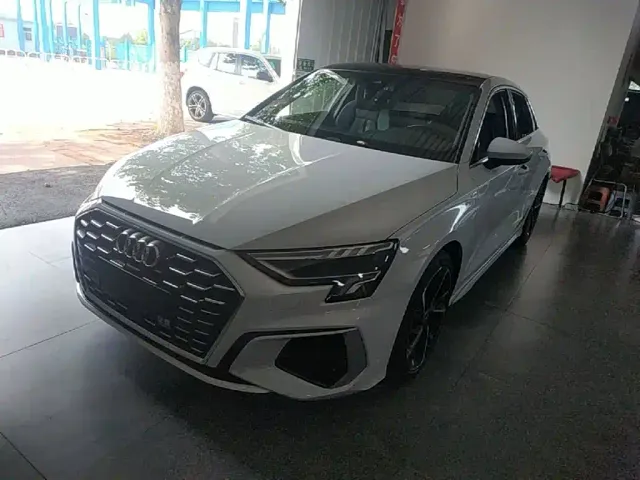 Фотография автомобиля — Audi A3