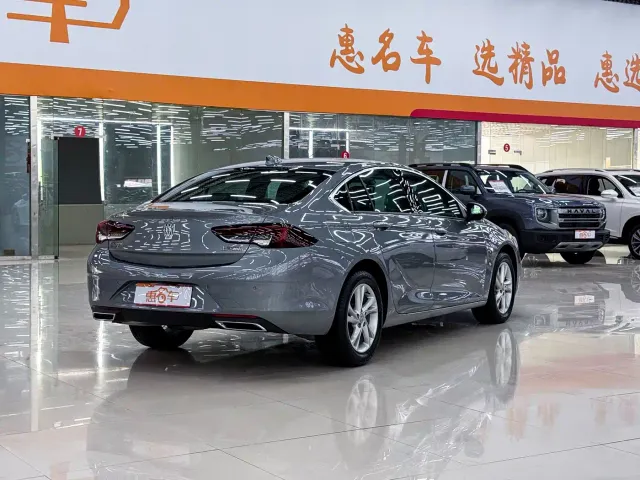 Buick Regal — Фото автомобиля 21
