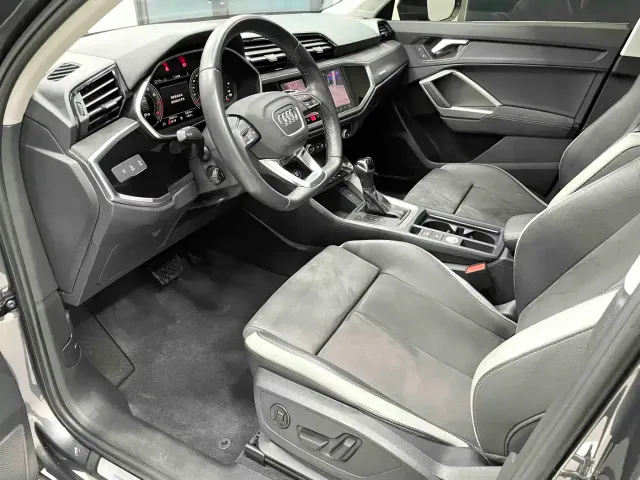 Audi Q3 — Фото автомобиля 4