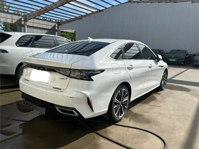 Chery Arrizo 8 — Фото автомобиля 7