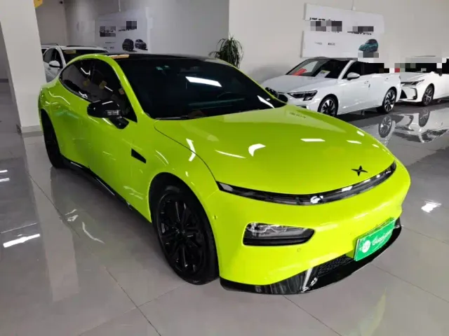 Xpeng P7 — Фото автомобиля 3