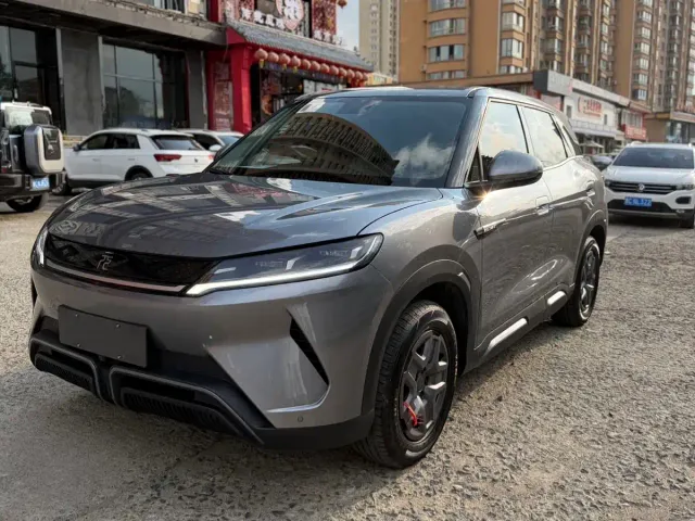 Фотография автомобиля — BYD Yuan UP