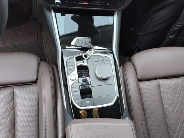 BMW i3 — Фото автомобиля 13