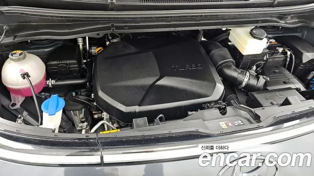 Hyundai Staria Staria 4WD Lounge 9 мест — Фото автомобиля 6
