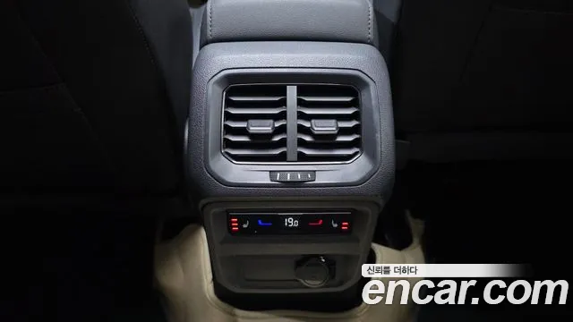 Volkswagen Tiguan — Фото автомобиля 29