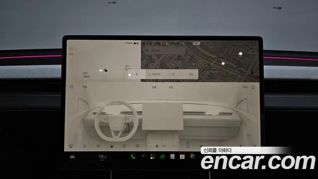 Tesla Model Y — Фото автомобиля 27