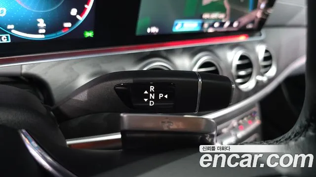 Mercedes-Benz E-Class W213 — Фото автомобиля 12
