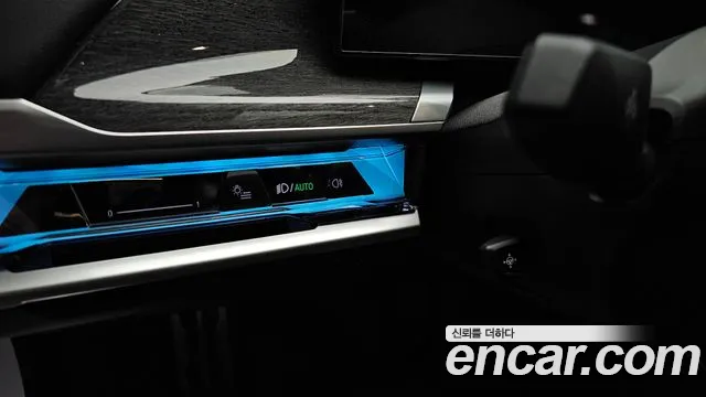 BMW i7 xDrive 60 M Sport — Фото автомобиля 29