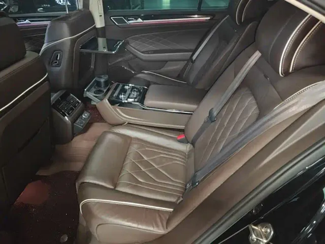 Volkswagen Phideon — Фото автомобиля 16