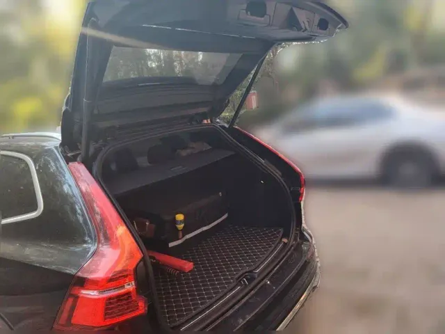 Volvo XC60 — Фото автомобиля 9