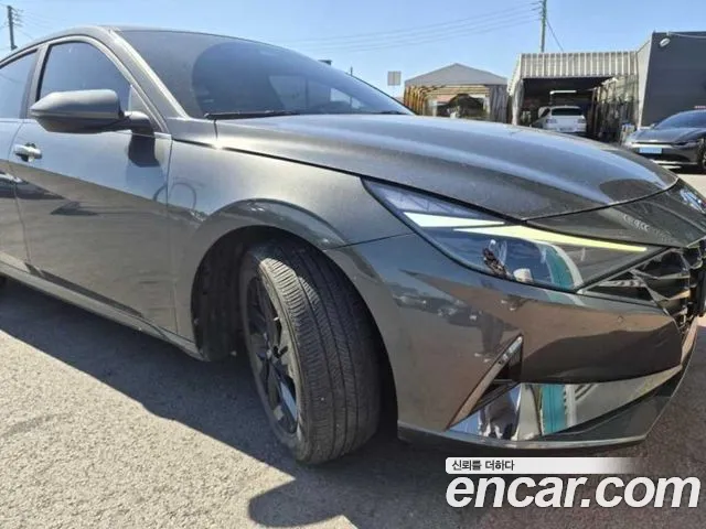 Hyundai Avante CN7 — Фото автомобиля 2