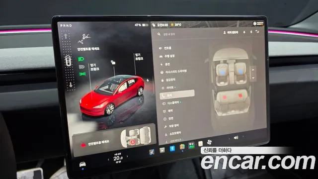 Tesla Model 3 — Фото автомобиля 19