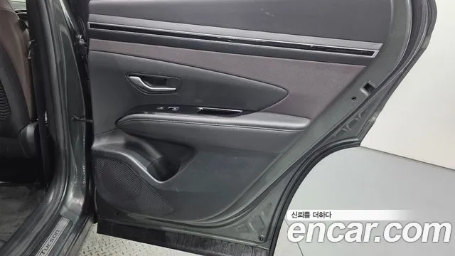 Hyundai Tucson Tucson (NX4) Бензин 1.6 турбо 2WD — Фото автомобиля 22