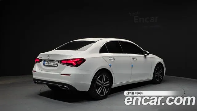 Mercedes-Benz A-Class — Фото автомобиля 2