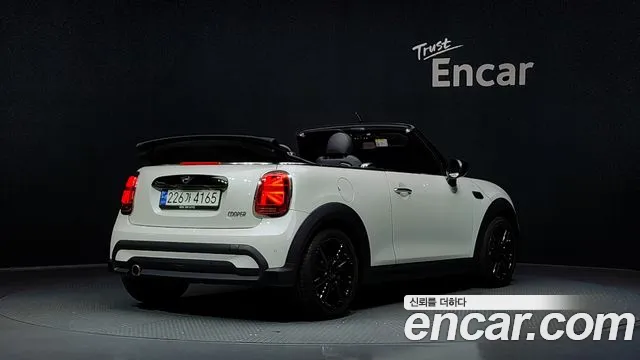 Mini Cooper Convertible — Фото автомобиля 2
