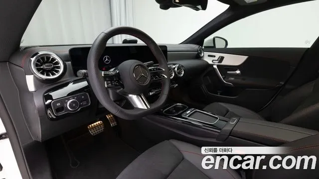 Mercedes-Benz CLA-Class — Фото автомобиля 13