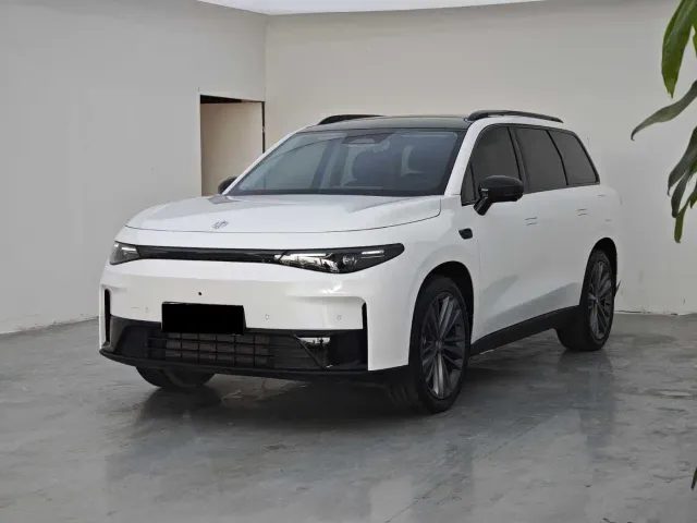 Фотография автомобиля — Leapmotor C16