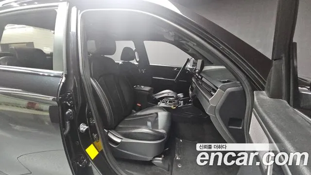 KG_Mobility_Ssangyong Rexton Новый Rexton Sport Khan Дизель 2.2 4WD — Фото автомобиля 11