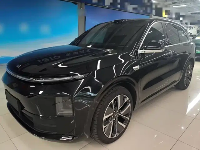 Фотография автомобиля — Li Auto L6