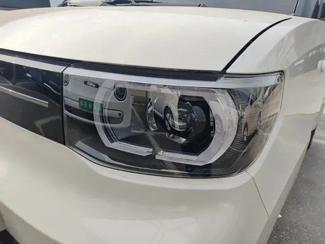 Wuling Hongguang Mini EV — Фото автомобиля 23