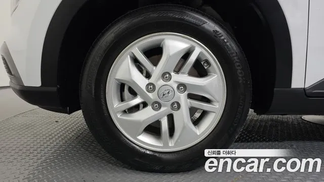 Hyundai Venue Venue 1.6 Modern Plus — Фото автомобиля 5