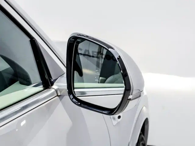 Li Auto L8 — Фото автомобиля 28