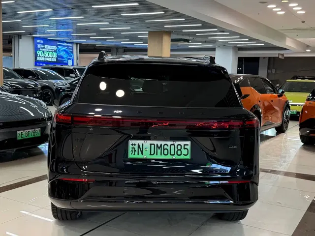 Xpeng G9 — Фото автомобиля 19