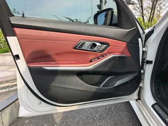 BMW i3 — Фото автомобиля 11