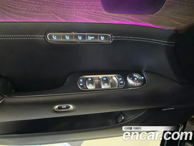 Genesis G90 RS4 — Фото автомобиля 15