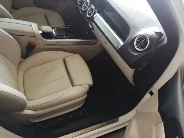 Mercedes-Benz EQB — Фото автомобиля 24