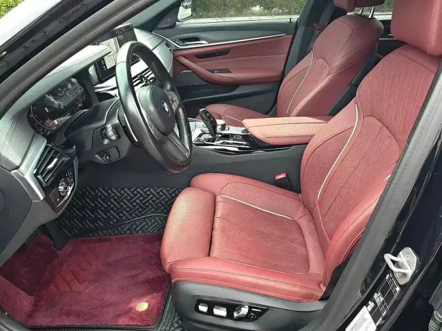 BMW 5 Series — Фото автомобиля 9
