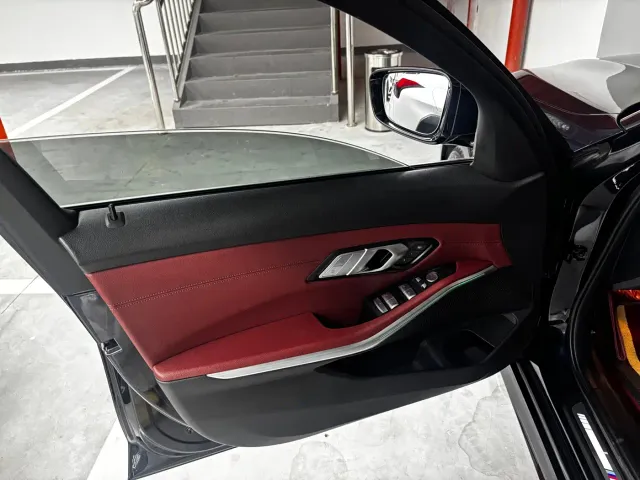 BMW 3 Series — Фото автомобиля 7