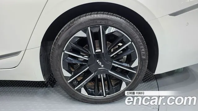 Kia K8 (New) Hybrid — Фото автомобиля 6