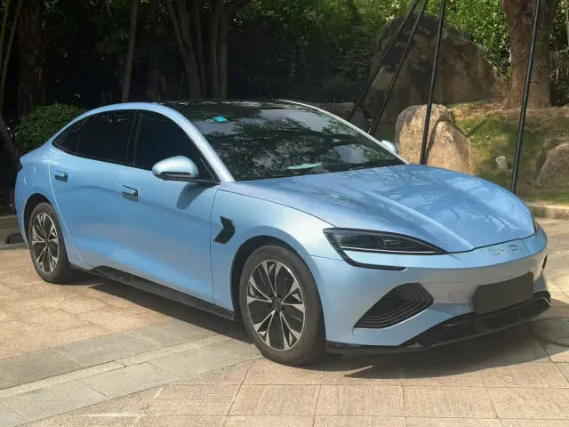 BYD Seal 2022 550km Standard Range RWD Elite — Фото автомобиля 3