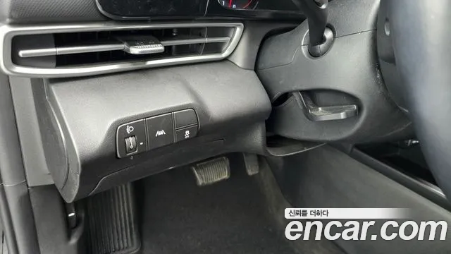 Hyundai AVANTE Avante (CN7) — Фото автомобиля 19