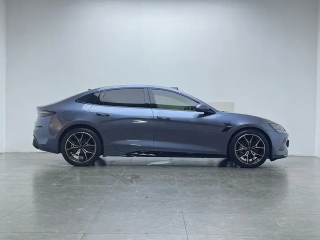 BYD Seal — Фото автомобиля 7