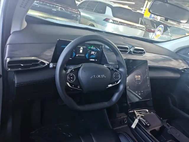 Dongfeng SKY EV01 — Фото автомобиля 9