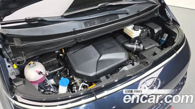 Hyundai Staria — Фото автомобиля 9