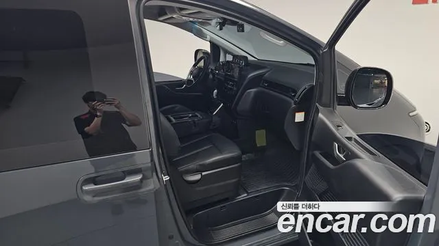 Hyundai Staria Staria — Фото автомобиля 25