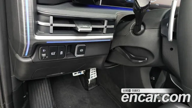 Hyundai Santafe Santa Fe (MX5) Бензин 2.5T 2WD — Фото автомобиля 24