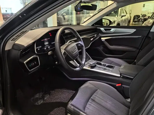 Audi A6 — Фото автомобиля 8
